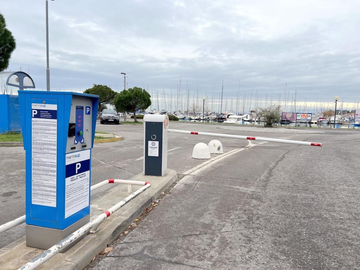 Luxury Marina View Apartment Izola Kültér fotó